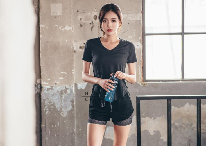 Park Da Hyun - Fitness Set (04407)