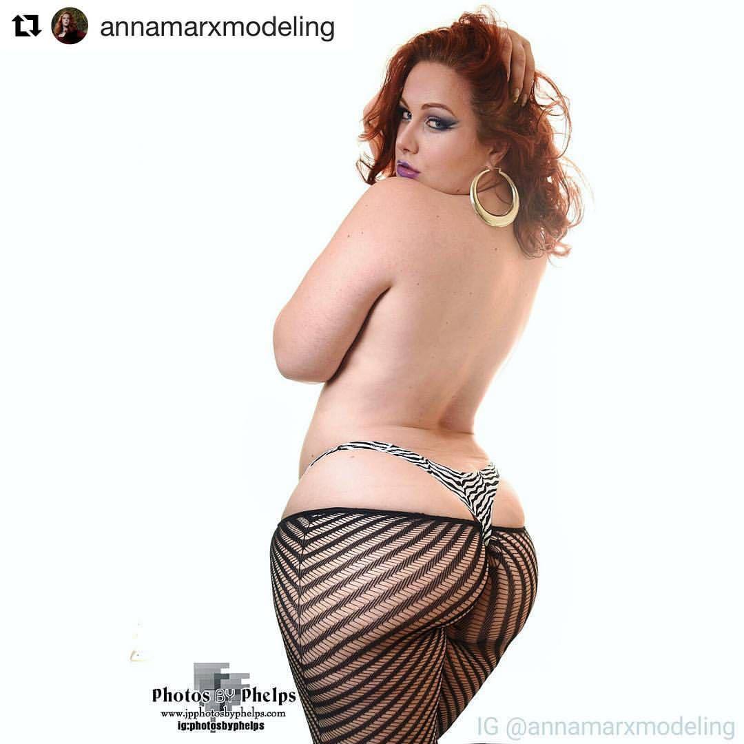 #Repost @annamarxmodeling ・・・ Don&rsquo;t try to look away. &hellip;