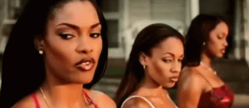 bombboldbeauty:  The shade.