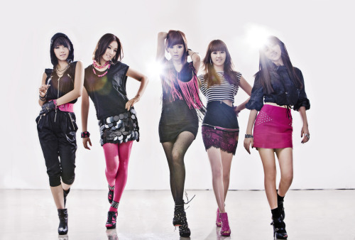 XXX South Korean girl group 4Minute photo