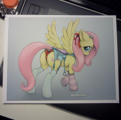 Wow, i think this is actually the first time i&rsquo;ve made prints of Flutterbutt. Daaamn, she looks nice ;___;