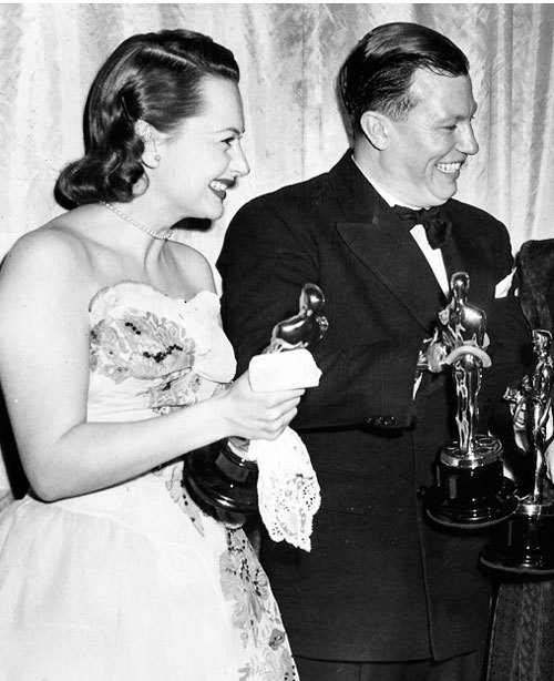 errolflynns:  Olivia de Havilland and Harold Russell with their Oscars at the 19th Academy Awards, M