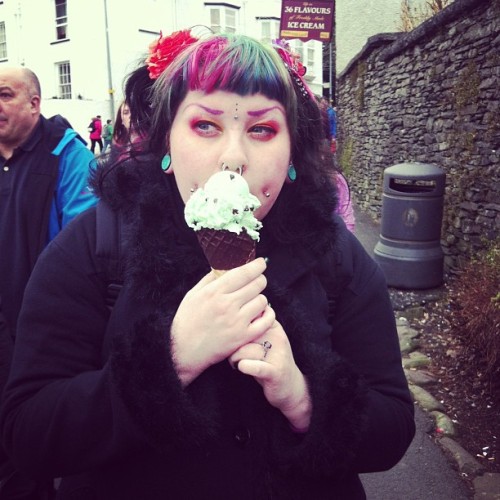 olive-elf:Ice cream time !!!!