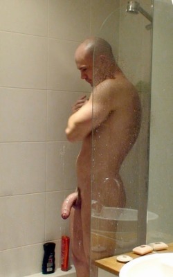 Onlybathroomstuff:  #Bathroom #Dick #Solo #Uncut #Wet #Xxxl 