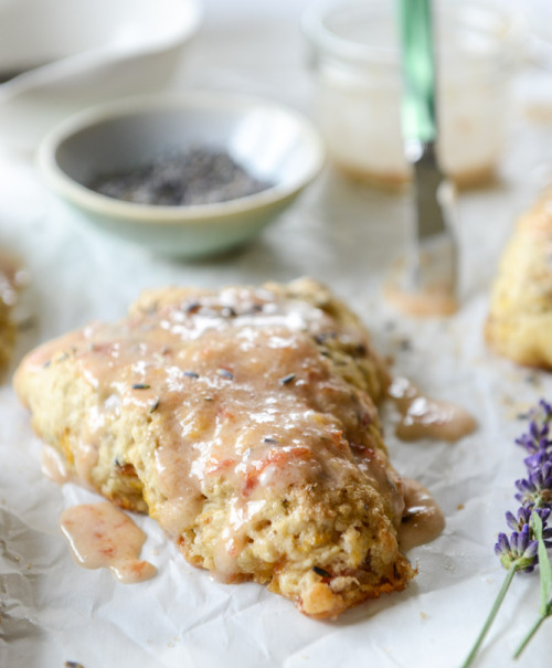 sweetoothgirl: caramelized peach and lavender scones