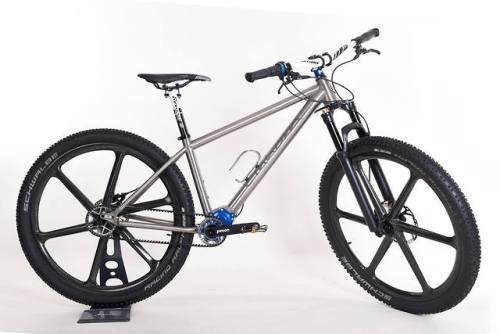 strange-measure: Einhorn Bikes