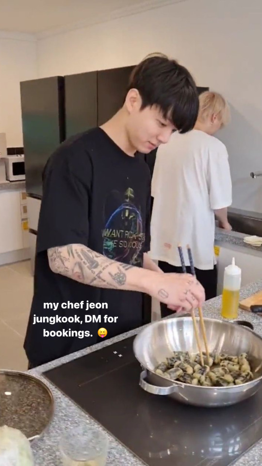 YOUR STORIES WHEN YOUR BOYFRIEND IS JEON JUNGKOOK.