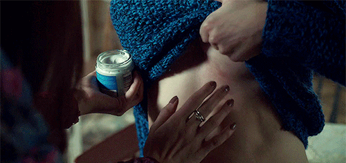 xaviersdolls:the underboob™
