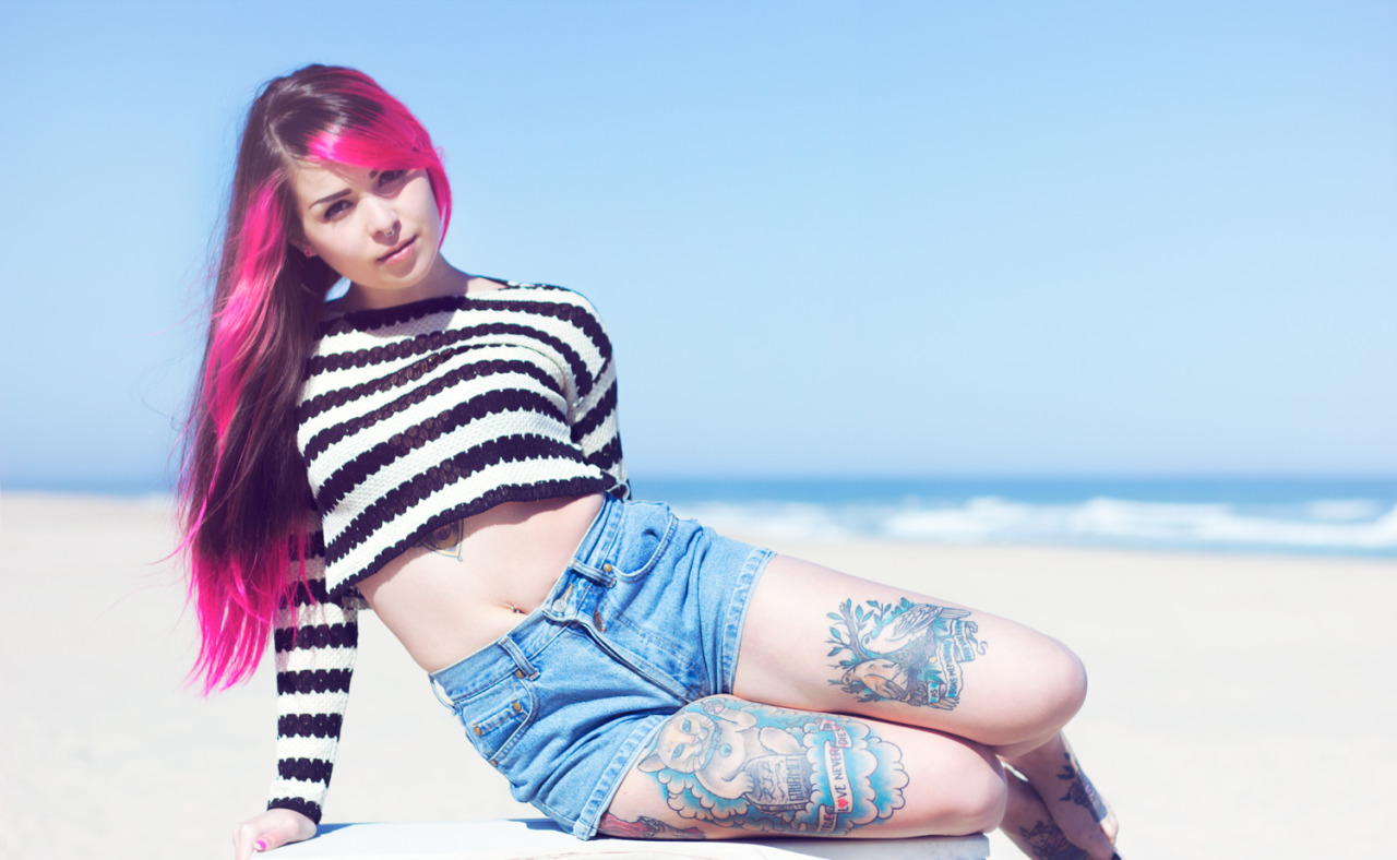 pinkzilla:  photo credits to Miss Porcelain  beautiful &lt;3 