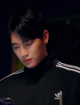 Sangwoo: *does Anything*