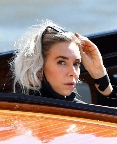 Tumblr vanessa kirby Vanessa Kirby