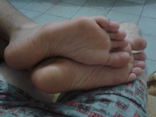 Teen Feet :)