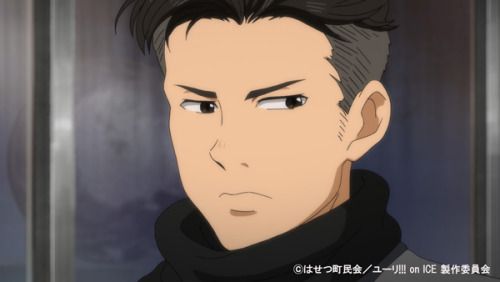 fencer-x: EPISODE 10 PROMO PICS On location at the GPF site, Barcelona. Victor, having a blast doing  some sight-seeing during their down-time, has no idea of the decision  Yuuri has come to… Yuuri randomly flashes back to the nightmare banquet  party