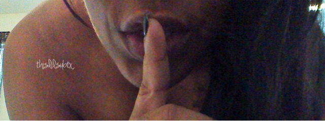 thislilsubtx:  Me👄  Can you spot the birth mark?😉👄