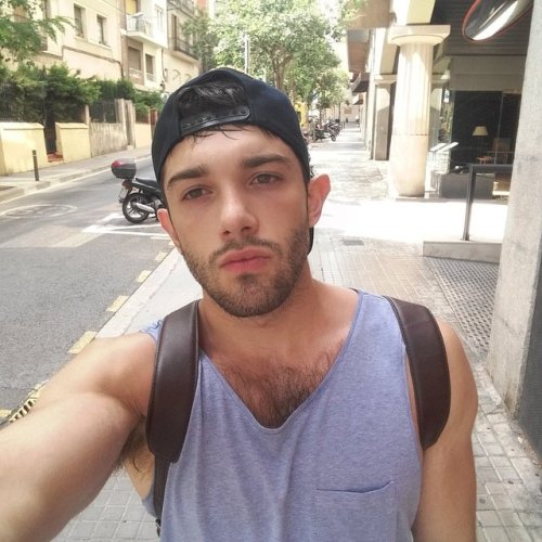 tommytank4: brosashos: brosashos:  brosashos:  my bro is known as the “ANGEL SLAMMER” cause he has a