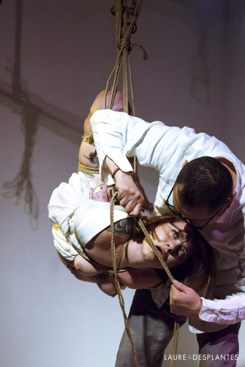 placedescordes:    Akira Naka & GorgonePublic session at Place des Cordes - Paris, shot by Laure Desplantes2015, May 9th  