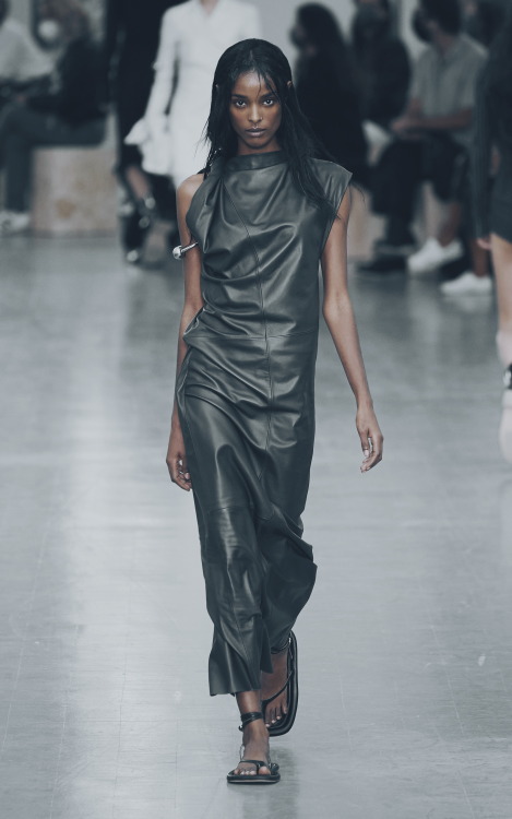 Sportmax / Spring 2021 / RTW Model: Malika Louback