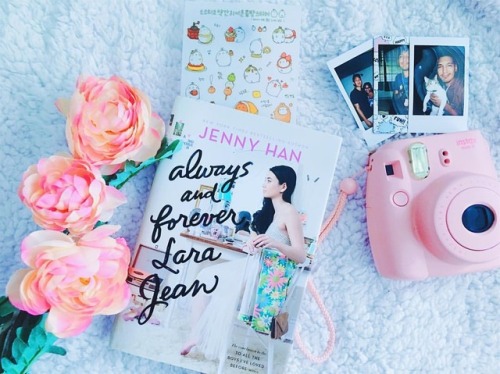 Hello everyone! I should be studying but here I am. Today photo is of Always and Forever Lara Jean