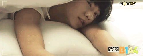tell-me-now:  Ohmygash. 