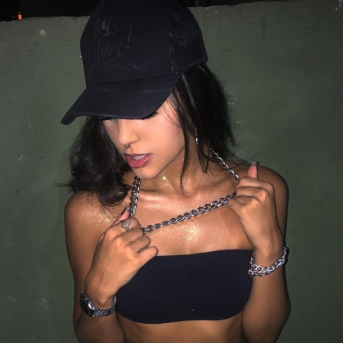 http://streetgrl.tumblr.com/post/158988312802