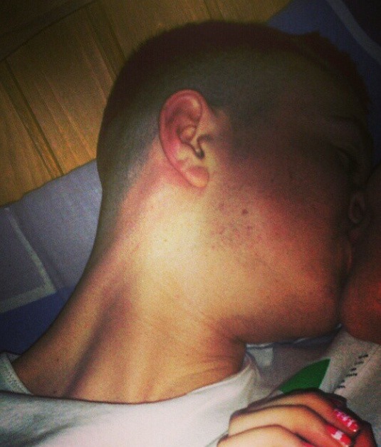 gaalads:  This is one of the hottest lads I know and trust me his body is just constantly