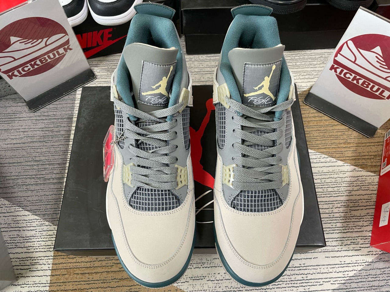 QC; Air Jordan 4 LOUIS VUITTON : r/sneakerhead