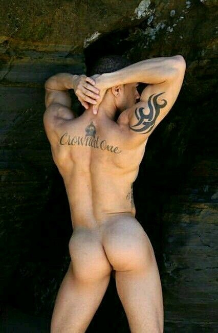 AlanPalmSprings Likes His Men!