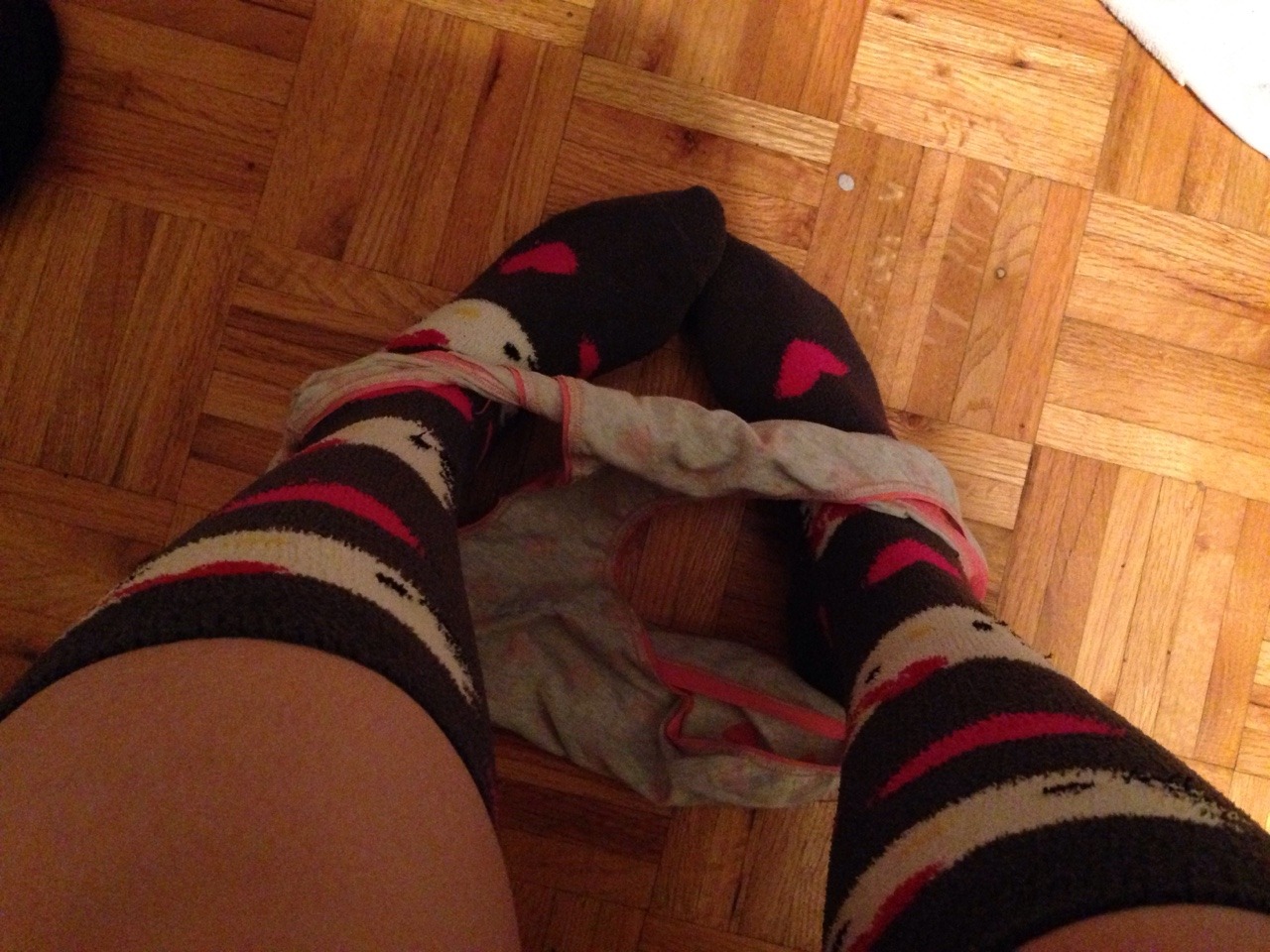 littlestsunfl0wer:  💖 Waiting on Daddy 💖  Yes you are. You were bad, and you