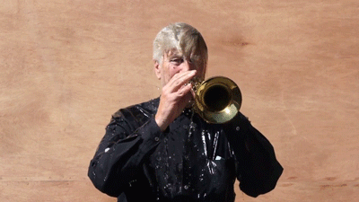 andreii-tarkovsky:  David Lynch does the ALS Ice Bucket Challenge with iced coffee