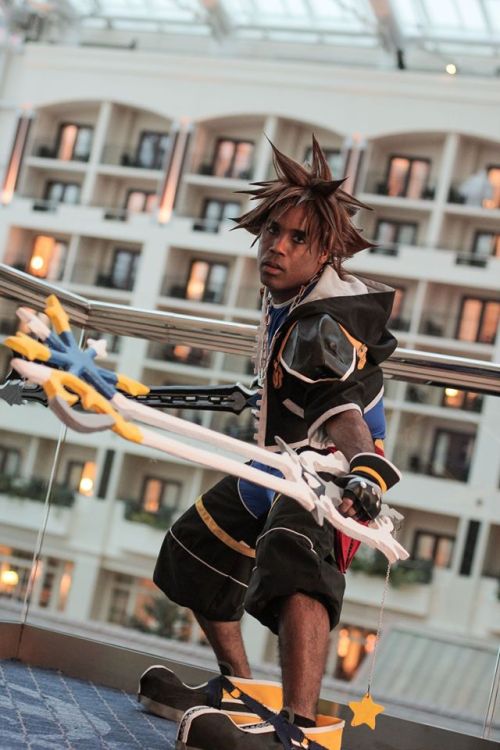 cosplayingwhileblack:  Character: SoraSeries: Kingdom Hearts IIPhotographer: Sumiko.foto PhotographySUBMISSION