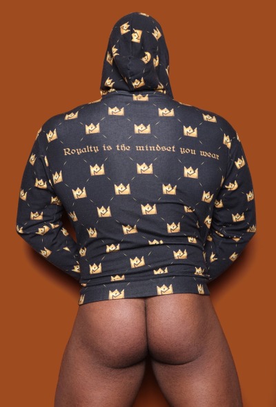bobbyt65::FITNESS PAPI @PRMusclePapi Follow Blaqhomme CUM THROUGH PAPO!!!