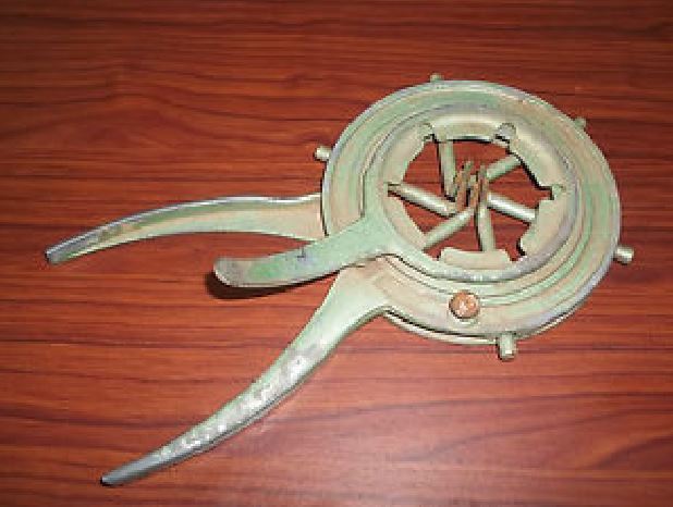 elastrator:  An antique elastrator - good to know they’ve been getting rid of useless