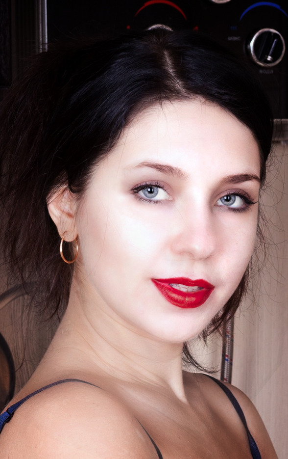 lovemywomenhairy:Another gorgeous woman with a set of pits and bush coming nicely
