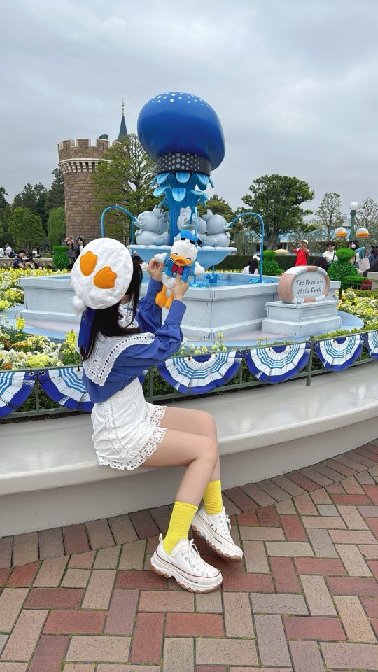 ディズニーで伊織もえ！❤️
Moe Iori at Disney! ❤️
Moe Iori en Disney! ❤️