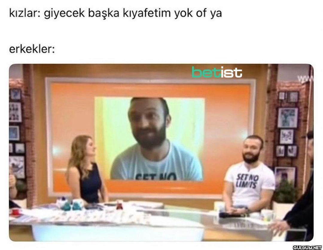 kızlar: giyecek başka...