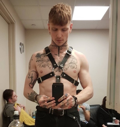 Also Follow NSFW Page: @guymirrorphone-rated-x