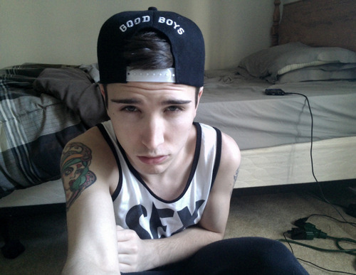 pale-humans:  Pale Blog | Pale Humans