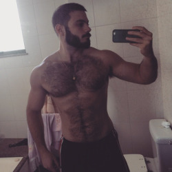 Follow my two hairy men blogs:http://sambrcln.tumblr.comhttp://hairysex.tumblr.com