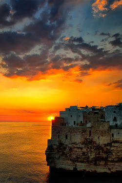 italian-luxury:  Buona Mattina Polignano