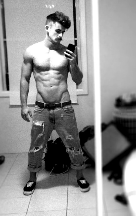 sandboytx:  Nathan McCallum is the sexy blogger!  “nothin but ripped denim.”  - bangarangblog