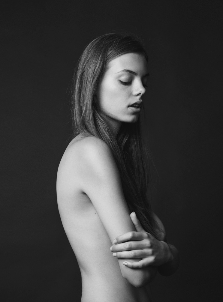 marcuspaarmann:  ZOE WILLIM @ IONIC MNGMT 