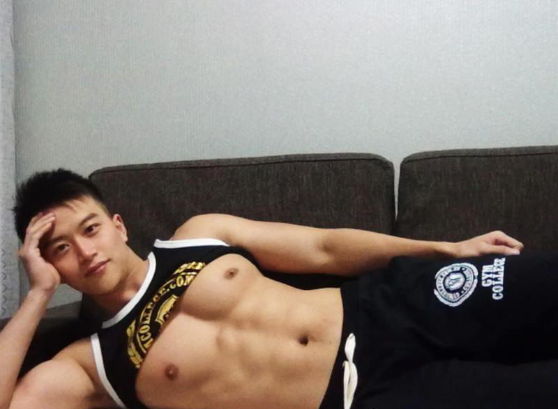 Viva!Asian hunks!