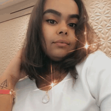 newyorkdreaminn:Selfie gif ✨