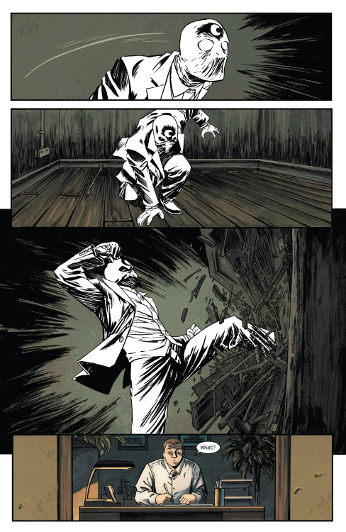 MOON KNIGHT- Warren Ellis & Declan Shalvey