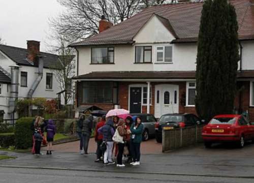 images Harry Styles House Holmes Chapel Address directions family adresses