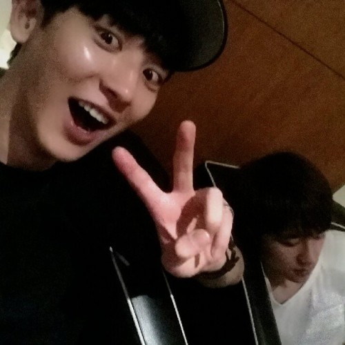 fydokyungsoo: real__pcy: I took a picture with a person who appears in a drama ㅋㅋㅋㅋㅋㅋㅋㅋㅋ