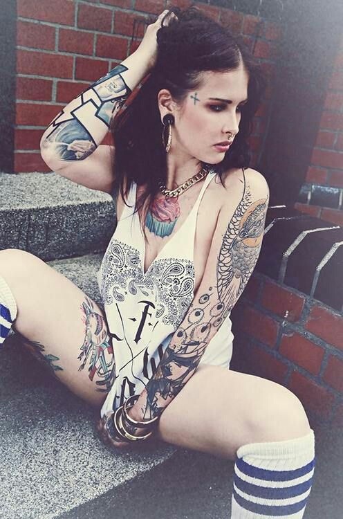 ilovetattoogirls