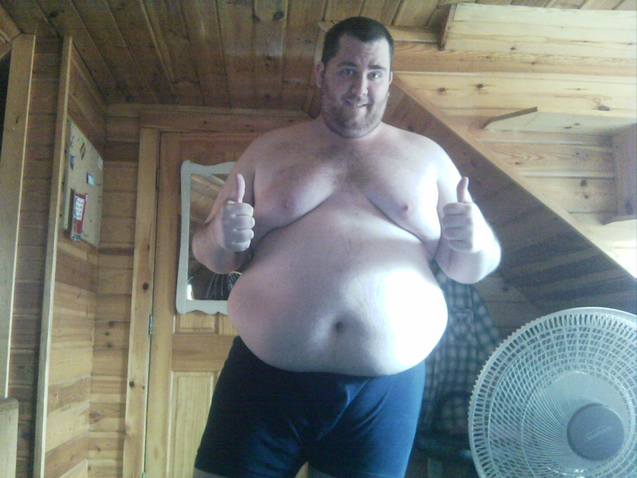 gordo4gordo4superchub:  jaymez420chub:  imalsohereforthemen:  jaymez420chub submitted: