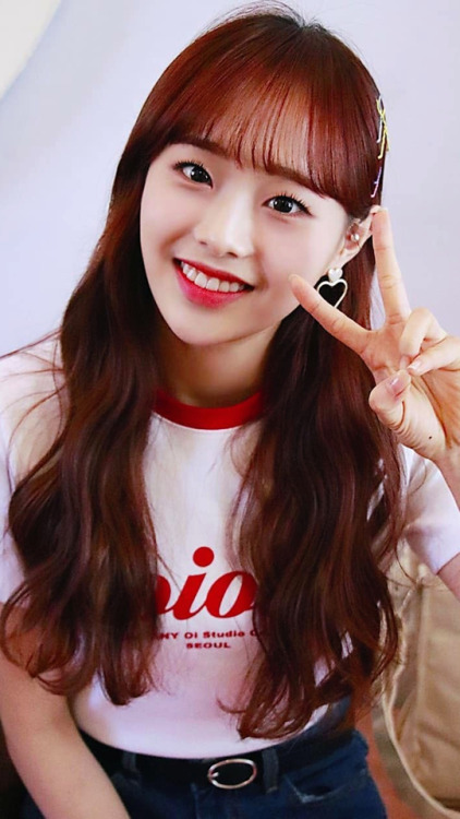 Loona Chuu Lockscreens (Request)