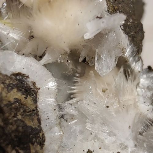 Here&rsquo;s some of the crazy little pockets of zeolites and calcite from the same host rock as